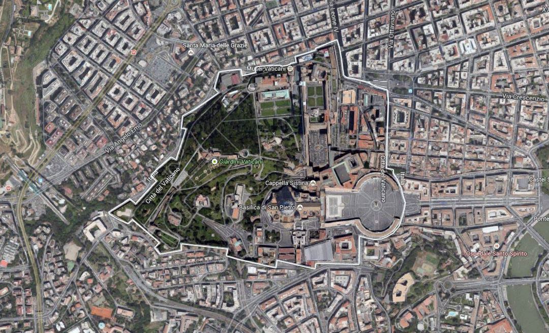 Детальный спутниковый снимок города Ватикана и его окрестностей