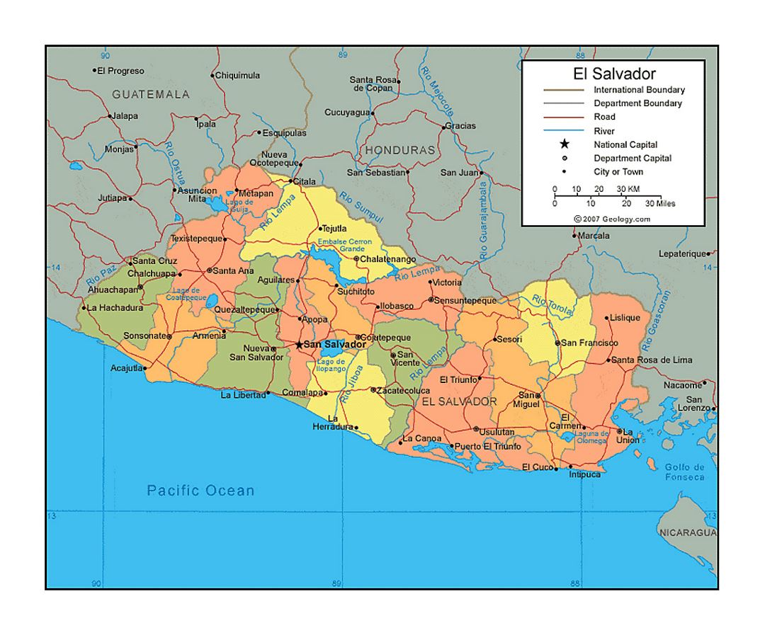 Политическая и административная карта Сальвадора с дорогами, реками и городами