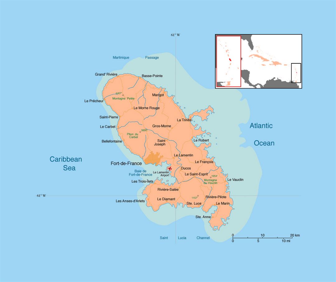 Подробная политическая карта Мартиники с дорогами, городами и аэропортами