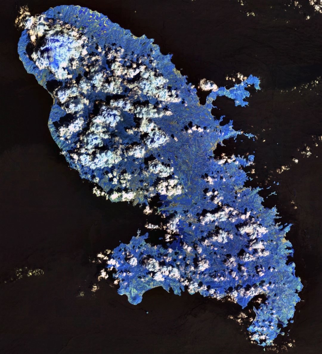 Большая детальная спутниковая карта Мартиники