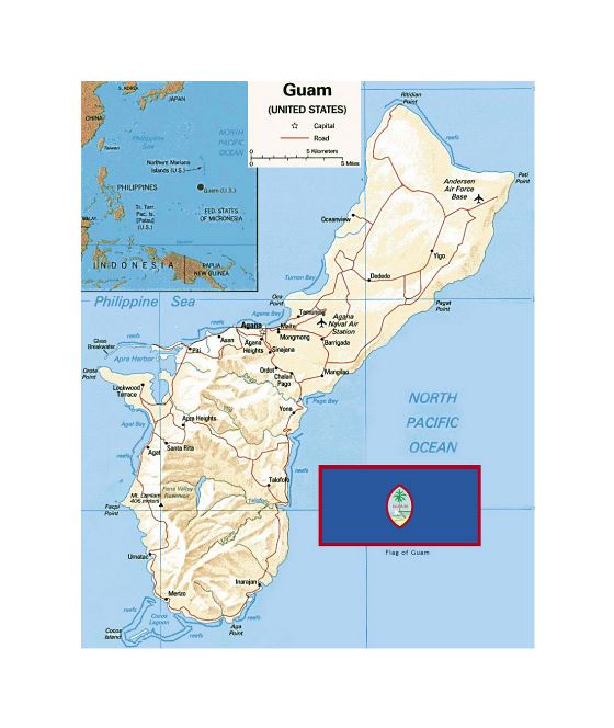 Детальная политическая карта Гуама с рельефом, дорогами, городами, аэропортами и флагом