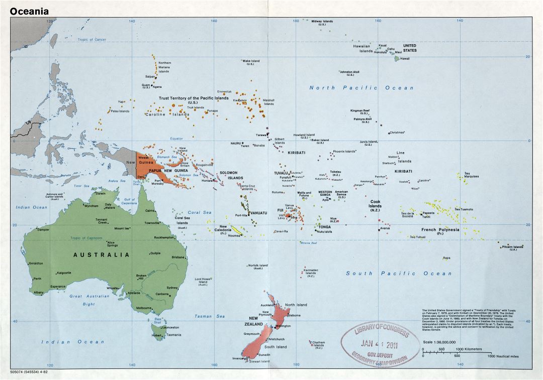 Крупномасштабная политическая карта Океании с крупными городами и столицами - 1982