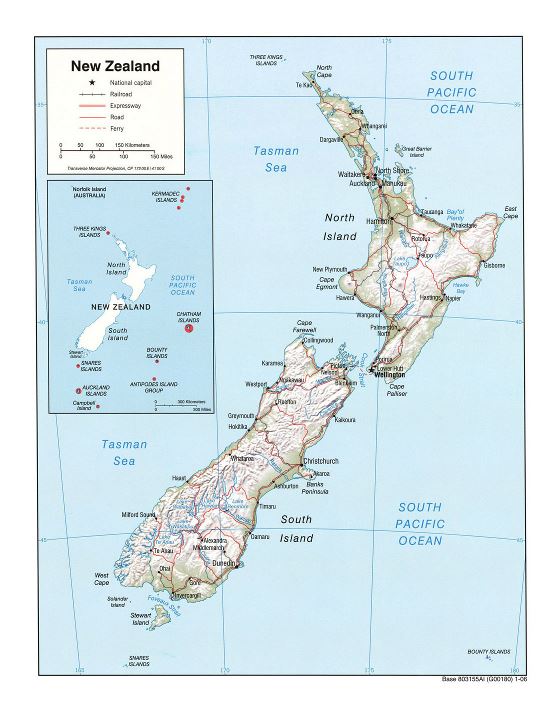 Детальная политическая карта Новой Зеландии с рельефом, дорогами, железными дорогами и городами - 2006
