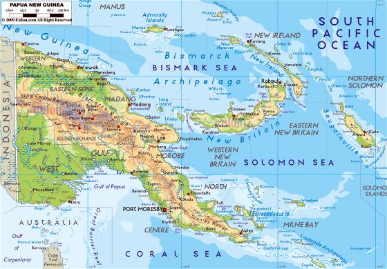 Большая физическая карта Папуа-Новой Гвинеи с дорогами, городами и аэропортами