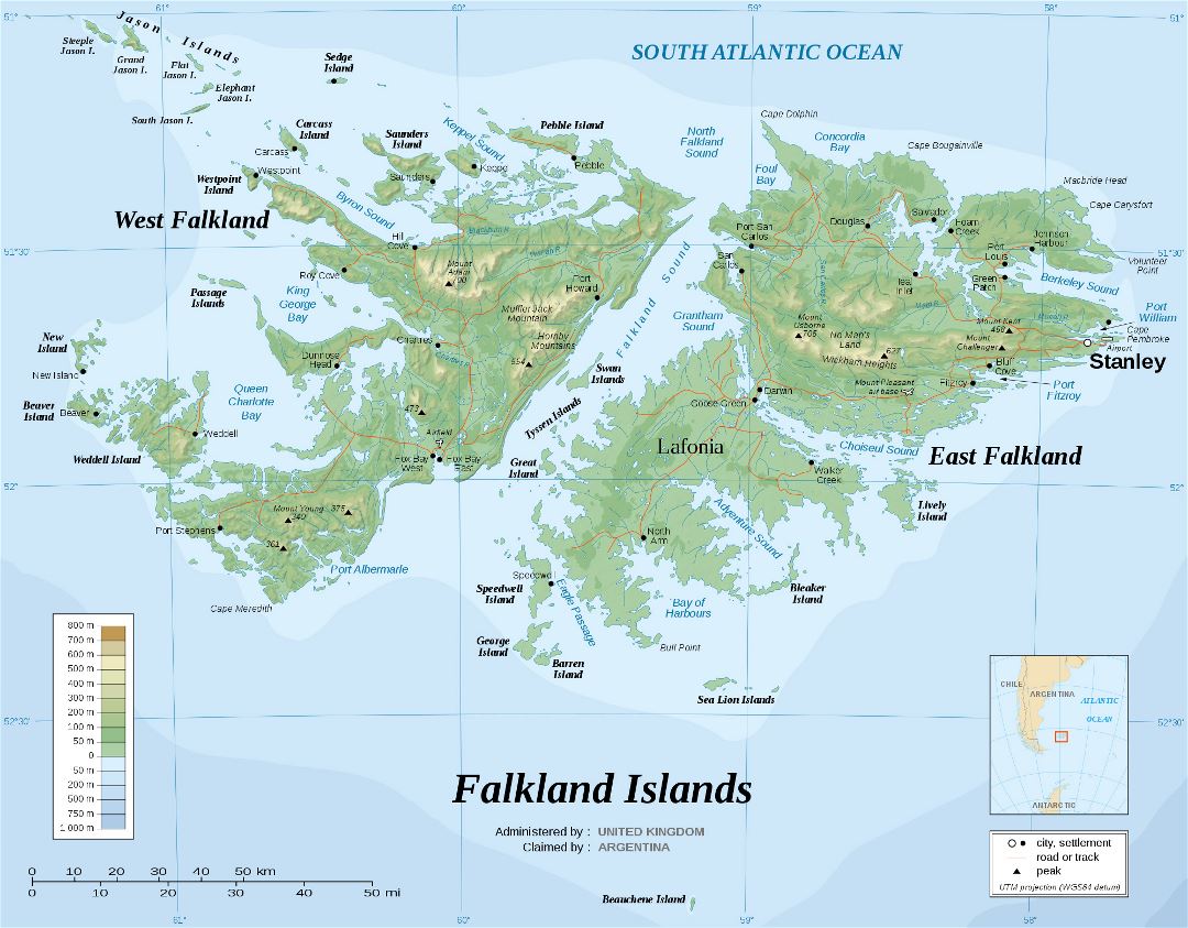 Большая детальная физическая карта Фолклендских островов с дорогами и городами