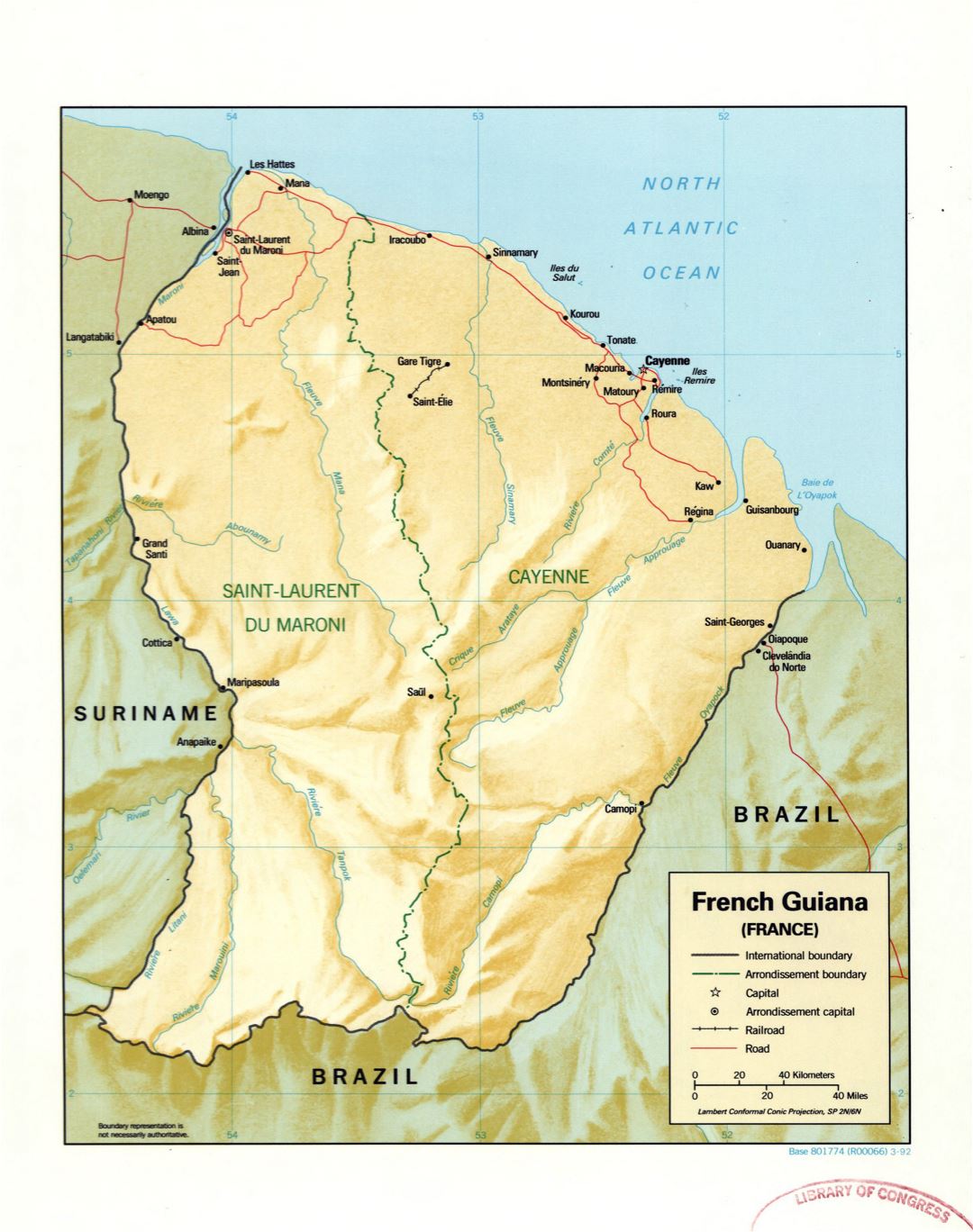 Большая подробная политическая и административная карта Французской Гвианы с рельефом и пометками городов, дорог и железных дорог - 1992